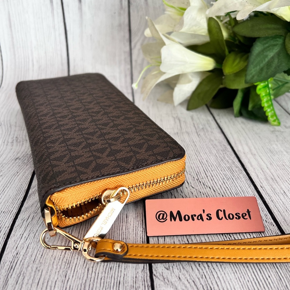 🦋Michael Kors LG Continental Wallet-Wristlet - Picture 3 of 6